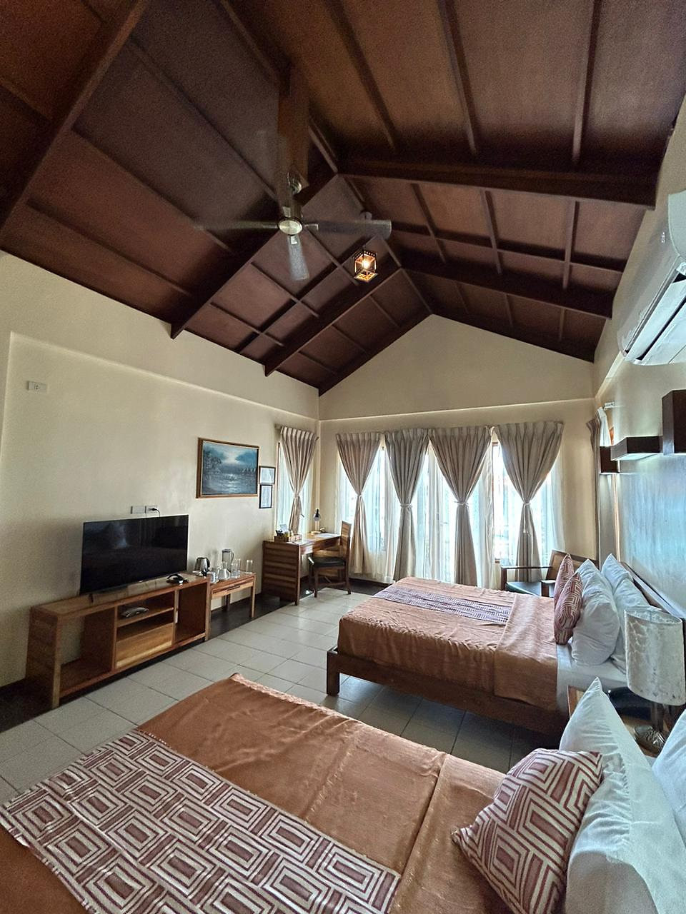 Ocean View Suite (2 Bedrooms) - Image 2