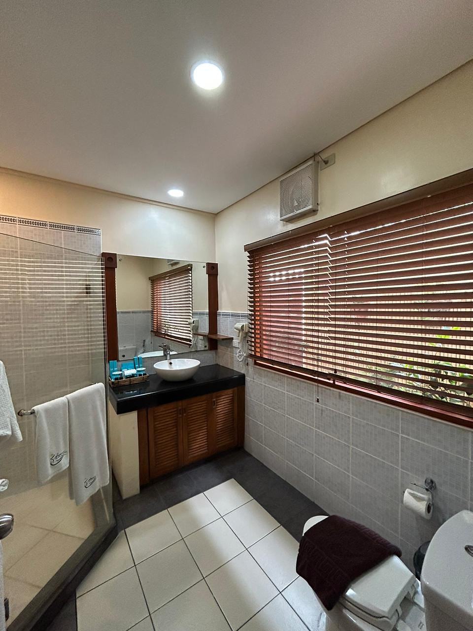 Ocean View Suite (2 Bedrooms) - Image 5