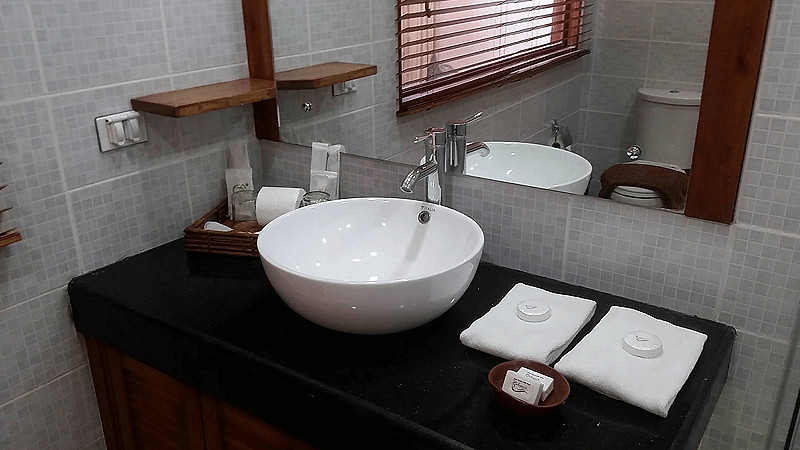 Ocean View Suite (2 Bedrooms) - Image 3