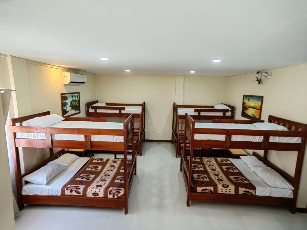 Kahuna Beach Resort and Spa - Bunk House